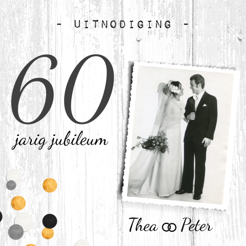 Uitnodiging 60 jaar getrouwd op hout met confetti