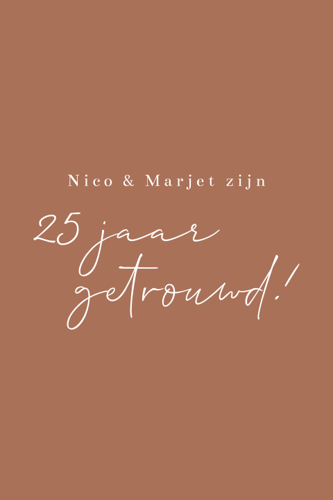 Jubileum uitnodiging | 25 Jaar Samen met script letter en Warme Kleuren!