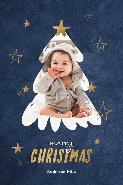 Donkerblauwe kerstkaart met babyfoto in kerstboom en sterren