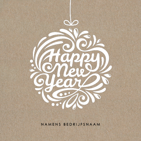 Nieuwjaarskaart met grafische kerstbal op echt kraft