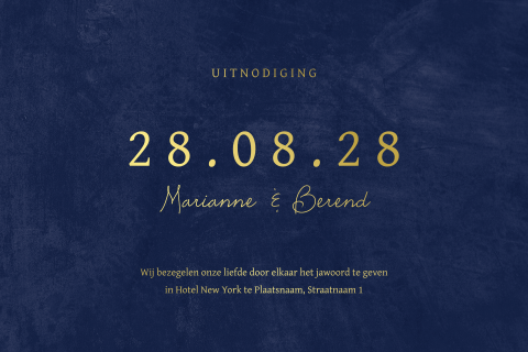 Donkerblauwe trouwkaart met goudfolie datum