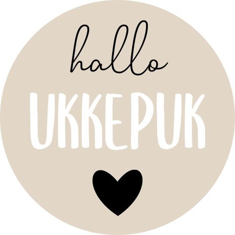 Beige sluitsticker met hallo ukkepuk