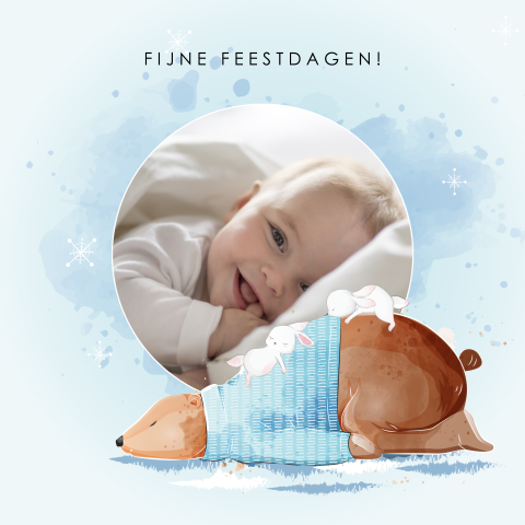 Baby's first christmas met beer, konijntjes en eigen foto