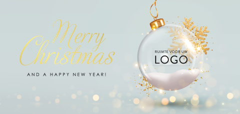 Lichtblauwe goudfolie kerstkaart met logo in kerstbal