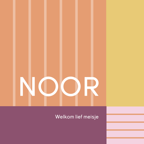 Geboortekaartje met oranjerode vlakken en strepen