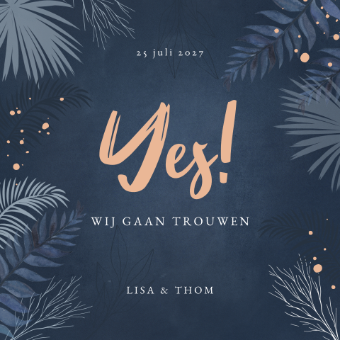 Blauwe botanische trouwkaart met bladeren en roze typografie