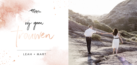 Trouwkaart blush met foto en roségouden folie