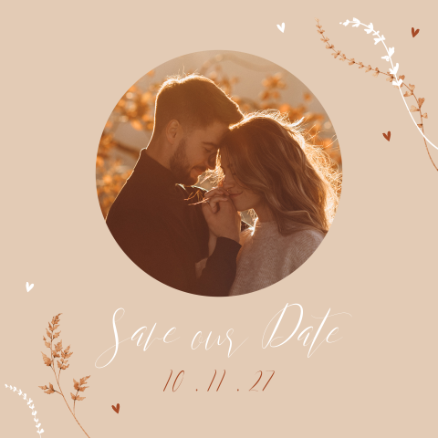 Foto save the date kaart in beige met roestbruine bladeren