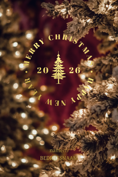 Kerstkaart met foto kerstboom met lichtjes en goudfolie