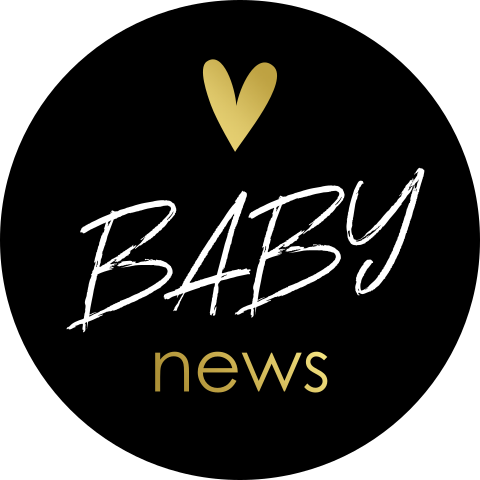 Zwarte sluitsticker baby news met hartje in goudfolie