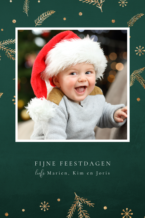 Donkergroene kerstkaart met foto baby voor de eerste kerst