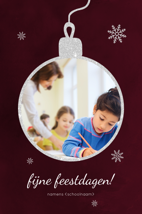 Kerstkaart onderwijs met foto in zilveren kerstbal