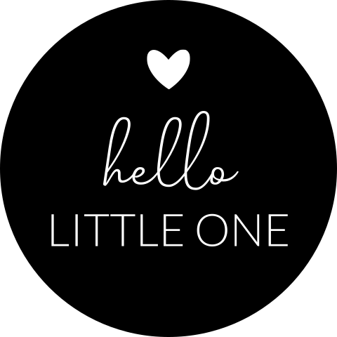 Zwarte sluitsticker met hello little one en hartje
