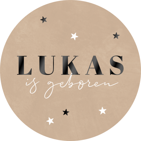 Zandbruine sluitsticker met zwarte hoogglans naam en sterretjes