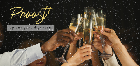 Kerstkaart met foto en tekst proost in goudfolie