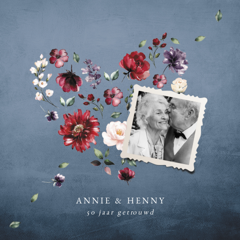 Jubileum 50 jaar getrouwd met bloemenhart en fotokader