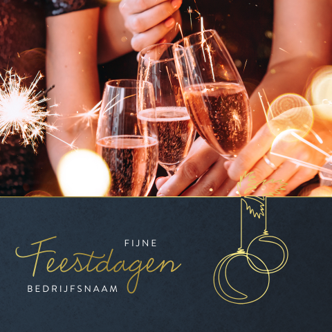 Goudfolie kerstkaart met lijntekening kerstballen en foto