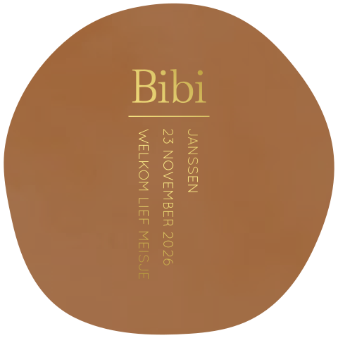 Geboortekaartje in organische vorm - bruin met goudfolie