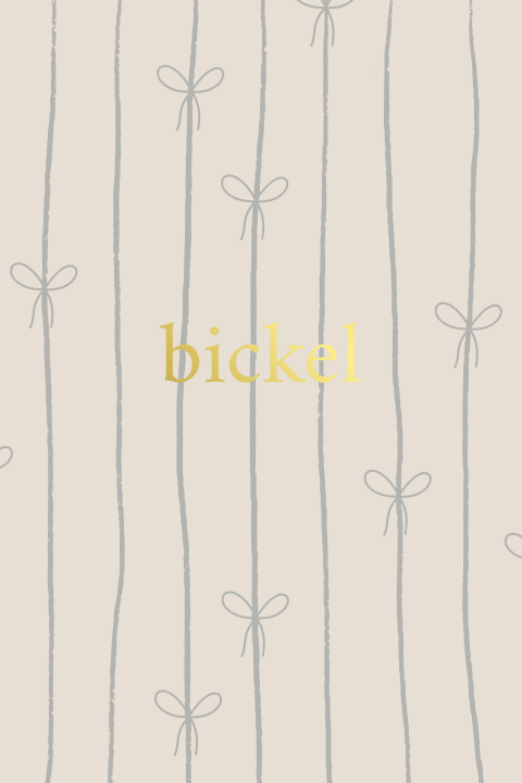 Geboortekaartje met lijnen en strikjes