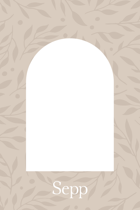 Beige geboortekaartje met doorkijk naar foto en bladerenpatroon