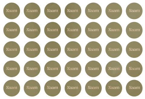 Naamkaartjes rond groen
