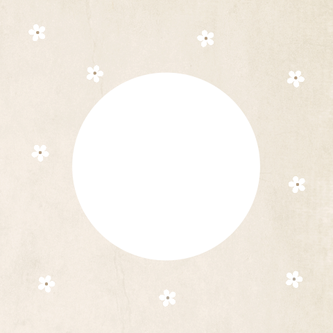 Geboortekaartje doorkijk beige met witte bloemen