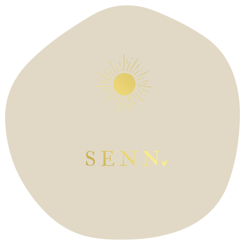 Geboortekaartje organische speelse ronde vorm zon koperfolie