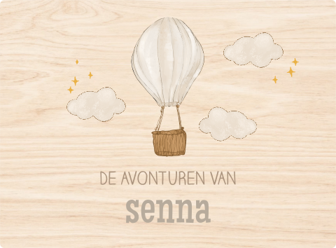 Houten memorybox met luchtballon en naam