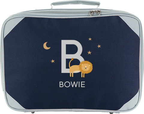 Koffertje met naam en initaal met leeuw