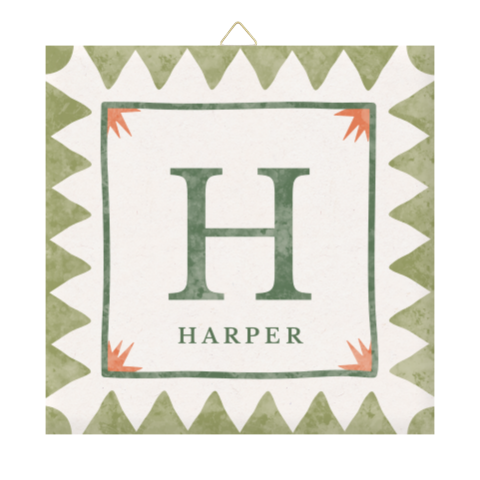 Lief geboortetegeltje met groen patroon en initiaal