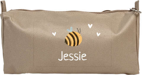 Etui met bijtje hartjes en naam