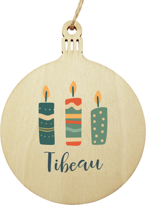 houten kerstbal hanger met kaarsen en naam