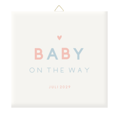 Tegeltje met zwangerschapsaankondiging en hartje