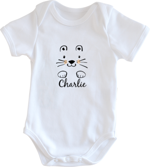 Stoer rompertje met leeuwtje en naam