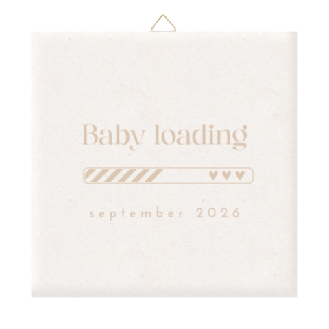 Tegeltje zwangerschapsaankondiging met tekst en hartje