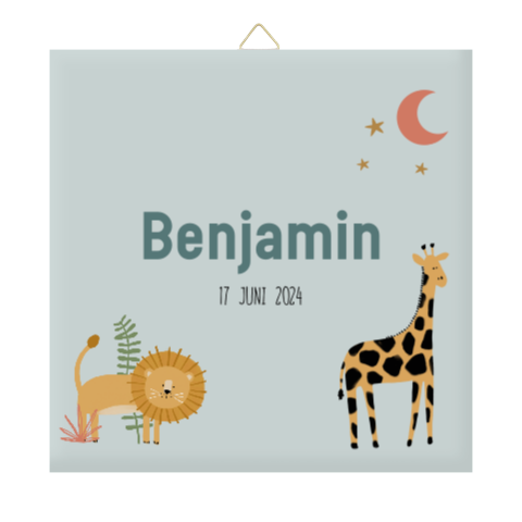Geboortetegel met naam, geboortedatum en jungledieren