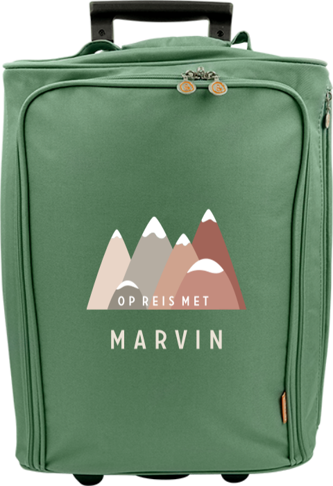 Reistrolley met naam en berglandschap