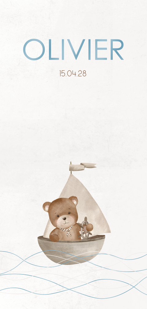Faire-part de naissance avec ours dans un petit bateau et du vernis