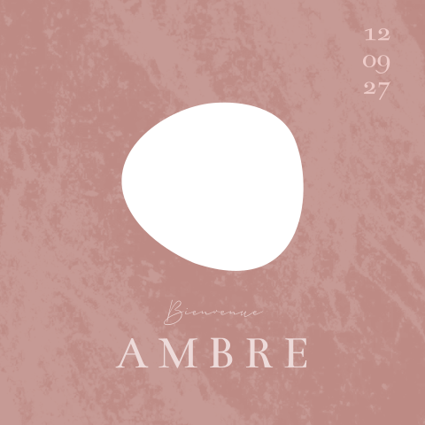 Faire-part de naissance avec fenêtre pour photo et fond rose