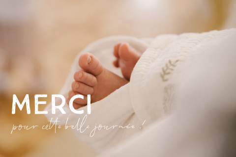 Carte de remerciement de baptême avec grande photo et merci