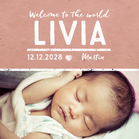 Faire-part de naissance avec photo sur fond aspect béton rose