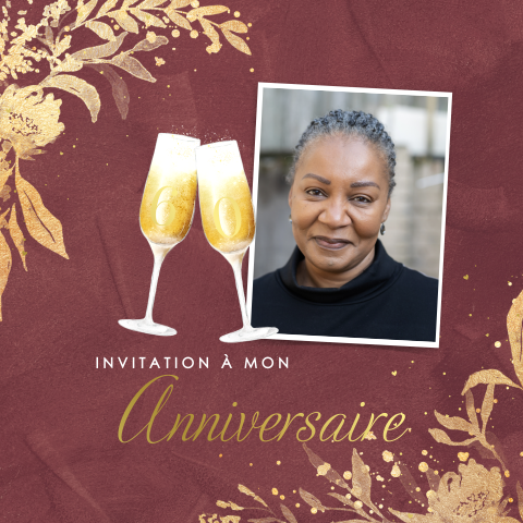 Carte d'invitation sur fond rouge avec des feuillages dorés