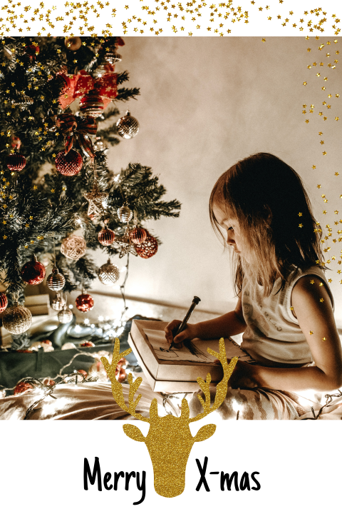Carte de Noël avec un renne, une photo et des confettis dorés