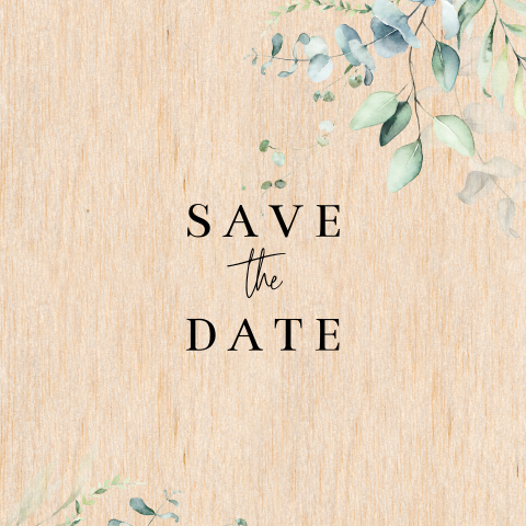 Save the date sur bois avec des branches d'eucalyptus