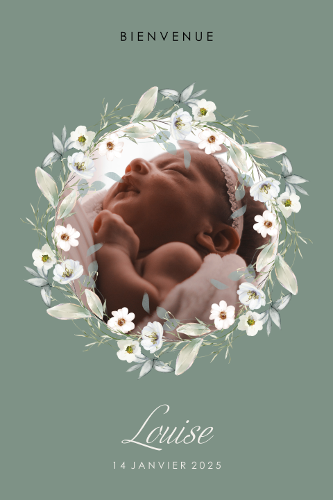 Faire-part de naissance avec couronne de fleurs et photo sur fond vert