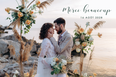 Carte de remerciement tendance avec des feuillages et une photo