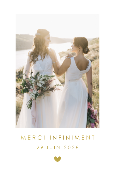 Carte de remerciement avec photo et écriture dorée