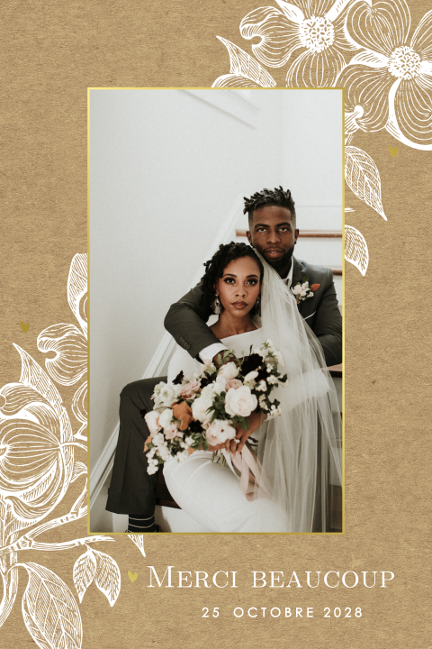 Carte de remerciement avec esquisses fleurs blanches et coeurs dorés