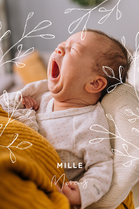 Remerciement de naissance avec des branches blanches et une photo