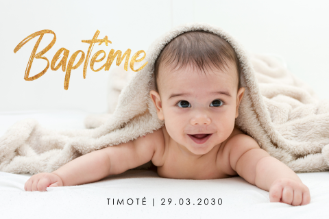 Invitation au baptême avec une grande photo et des coins arrondis